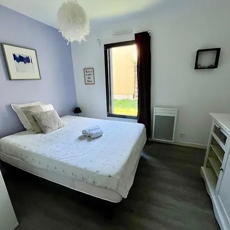 Peaceful House For 6 People 400 M From The Sea Casa vacanze